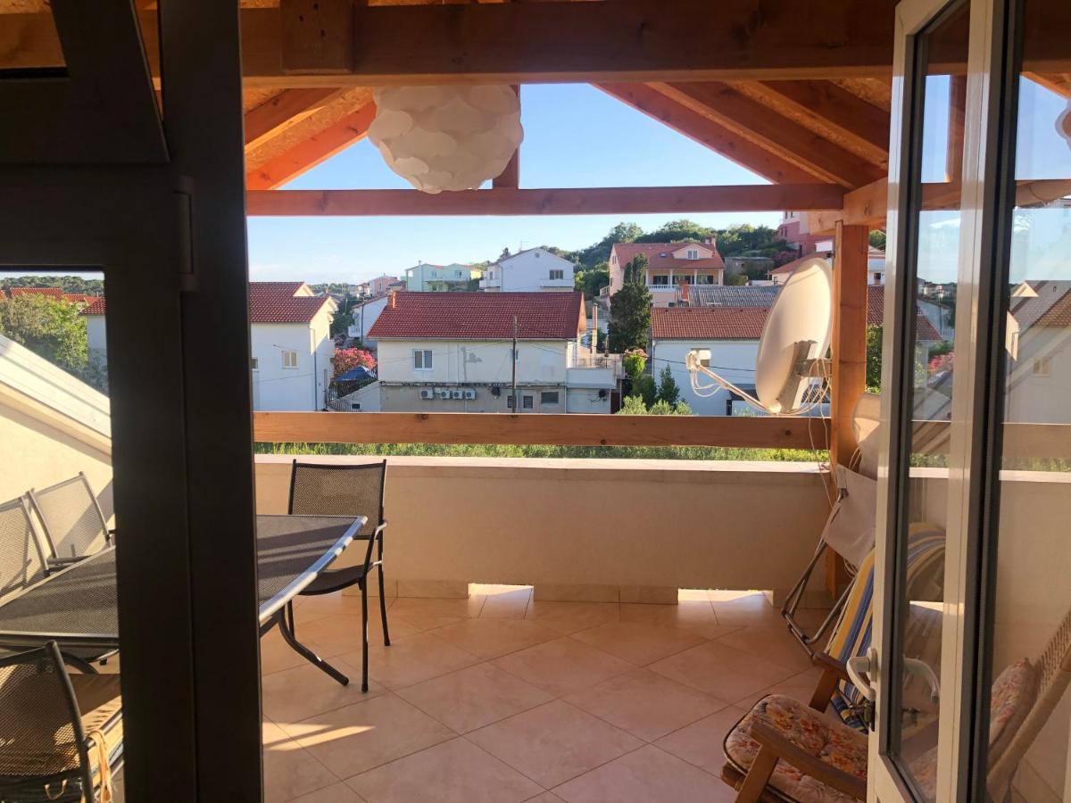 Apartments Adriatic Rab Palit Exterior foto